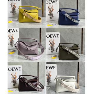 พรี​ ราคา10200 Loewe puzzle หนังวัว กระเป๋าสะพายข้าง กระเป๋าสะพาย24*10.5*16.5cm