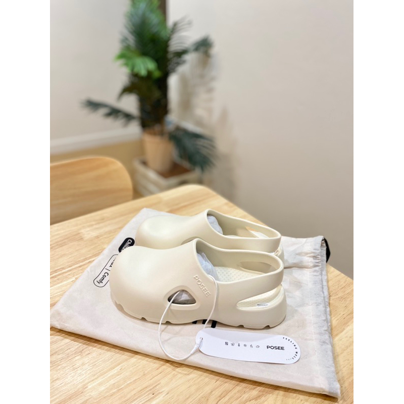 posee รองเท้าหัวโต รัดส้นหัวโต