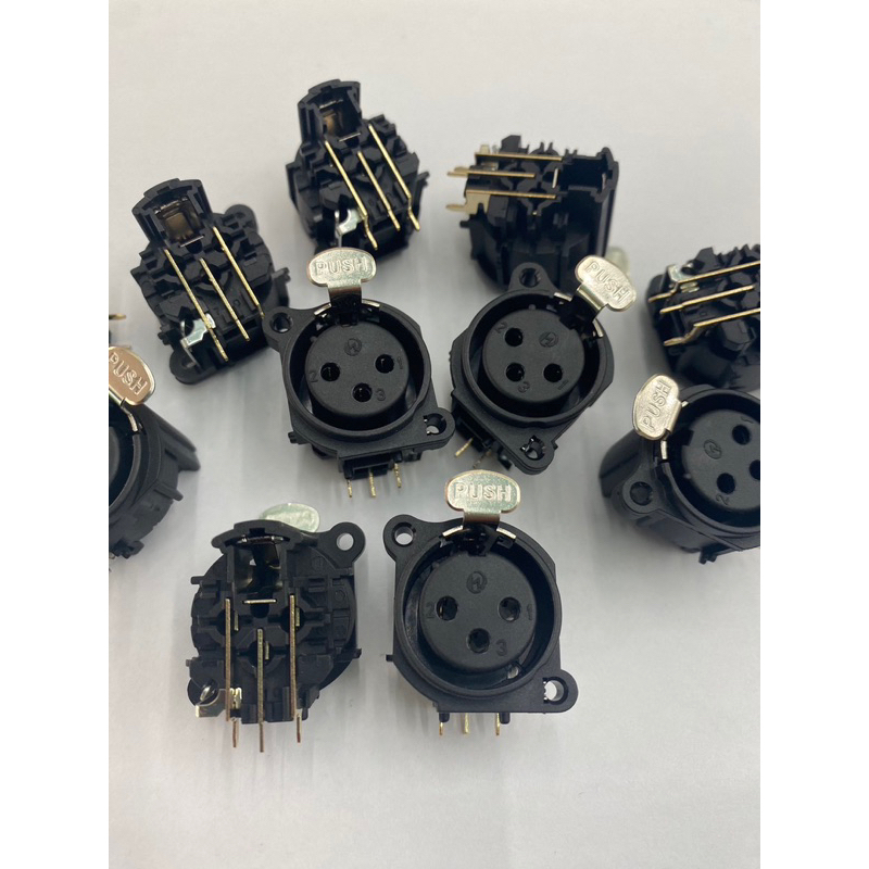 แคนนอล XLR ตัวเมียติดแท่น ขางอสีทอง มีเหล็กกด ราคา1ตัว พร้อมส่ง🇹🇭