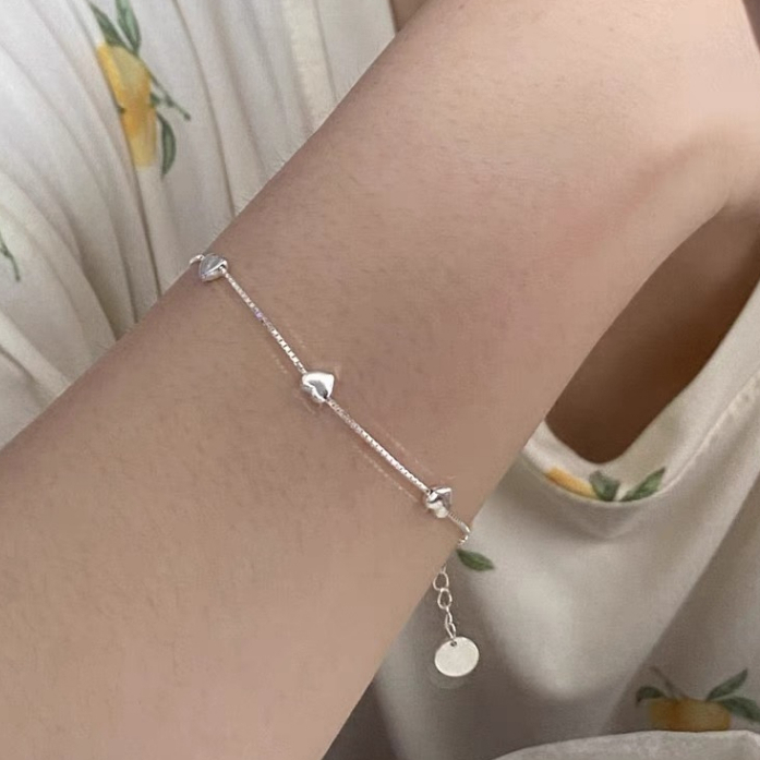 Suwann.na กำไล กำไลข้อมือ สร้อย สร้อยข้อมือ กำไลหิน กำไลแฟชั่น สร้อยหัวใจ