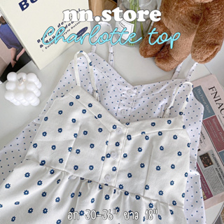 nn.store • charlotte top สายเดี่ยวกระดุมดอกไม้ สม็อคหลัง มีซับใน สายปรับได้