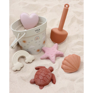 Summer beach set ชุดเล่นทราย ลายสายรุ้ง + ที่ตักทราย + พิมพ์ 5 ชิ้น และถุงตาข่าย ให้น้ำไหล Educational Gift Set sand