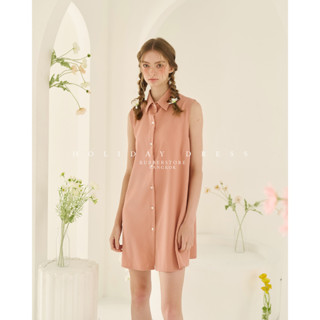 Holiday dress เดรสคอปกแขนกุด