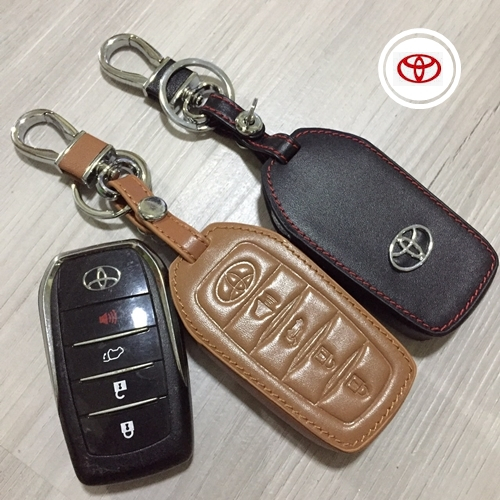ซองหนังแท้ ใส่กุญแจรีโมทรถยนต์ Toyota Fortuner TRD‎,Camry Hybrid,Legender 2015-24 รุ่นหนังนิ่ม 4 ปุ่ม