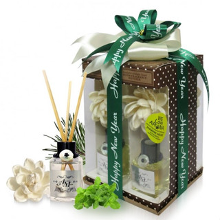 GIFT SET ชุดของขวัญThe Mood Of Scent  น้ำหอมกระจายกลิ่น 30 มล 4 กลิ่น เลือกได้จาก 22 กลิ่น จัดเป็นชุดสุดคุ้ม