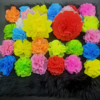 กระดาษสาห่อเหรียญโปรยทาน รุ่นคละสี1,000แผ่น พร้อมหนังยาง มี10ถุง ถุงละ100แผ่น ใช้พับใส่เหรียญโปรยทานงานทำบุญ งานบวช