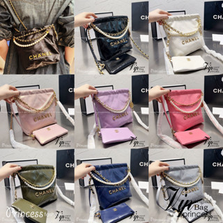 Chanel 22 mini bag with pearls 8" / Chanel Bag พร้อมส่ง กระเป๋าสะพาย สายโซ่อะไหล่ทองพร้อมสายมุกสวยหรู ทรงยอดฮิตในปี 2023