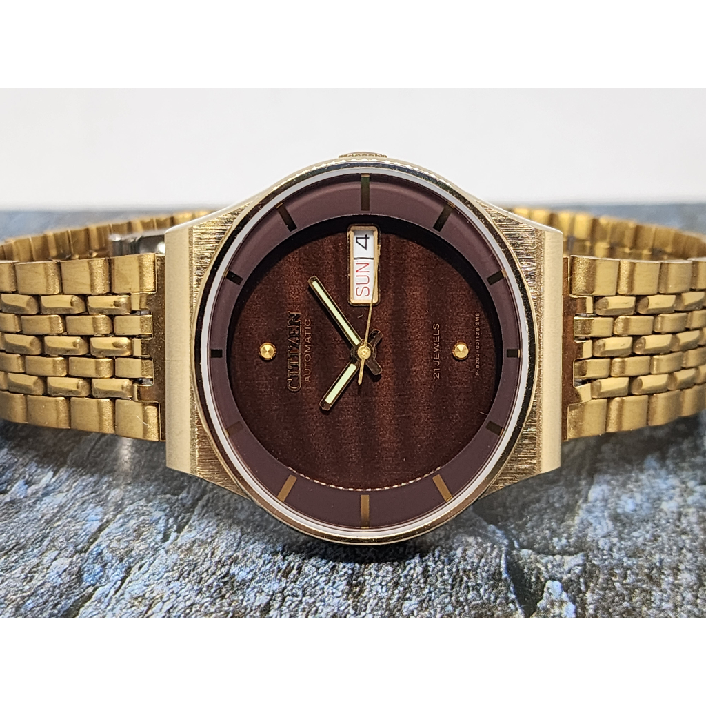 นาฬิกา vintage citizen automatic เรือนทอง สภาพสวยมาก Caliber 8200 เดินปกติ