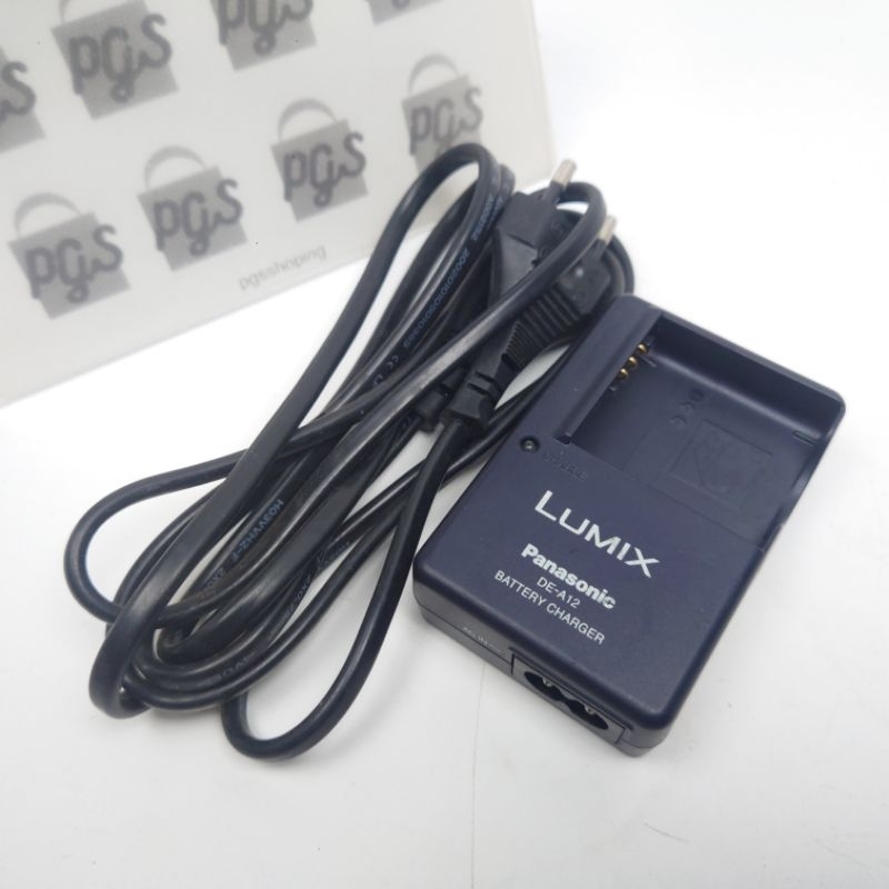 ชี่ชาร์จแบต panasonic lumix DE A12 ของแท้ มือสอง ใช้งานได้ปกติ 190723
