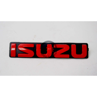 โลโก้หน้ากระจัง อีซูซุ ดีแม็ก ปี 2007 "ISUZU" สีแดง ISUZU D-MAX 2007 โกดังอะไหล่ยนต์ อะไหล่ยนต์ รถยนต์