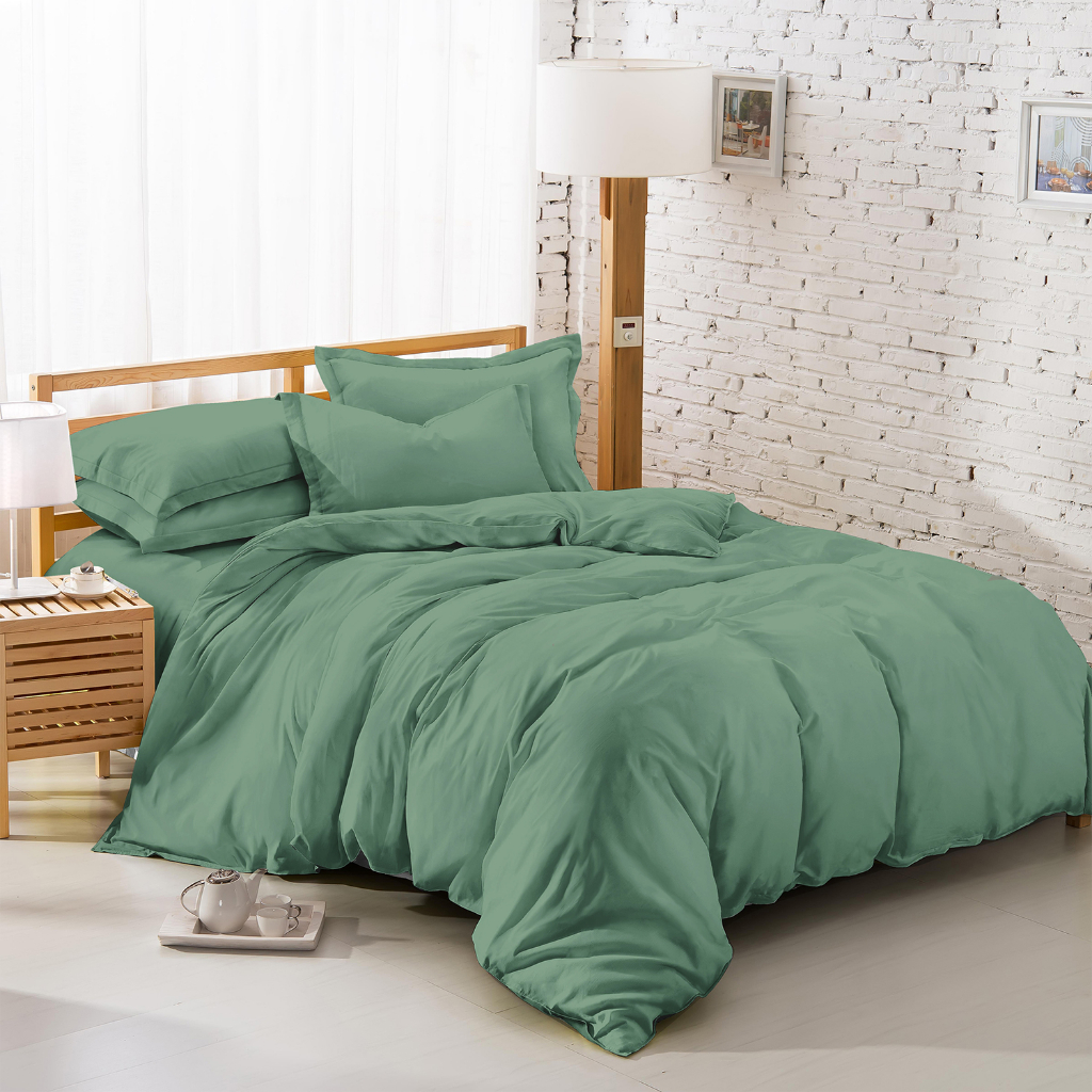 LUCKY mattress ชุดเครื่องนอน ผ้าปูที่นอนพร้อมผ้านวม Micro Touch สีพื้น New collection