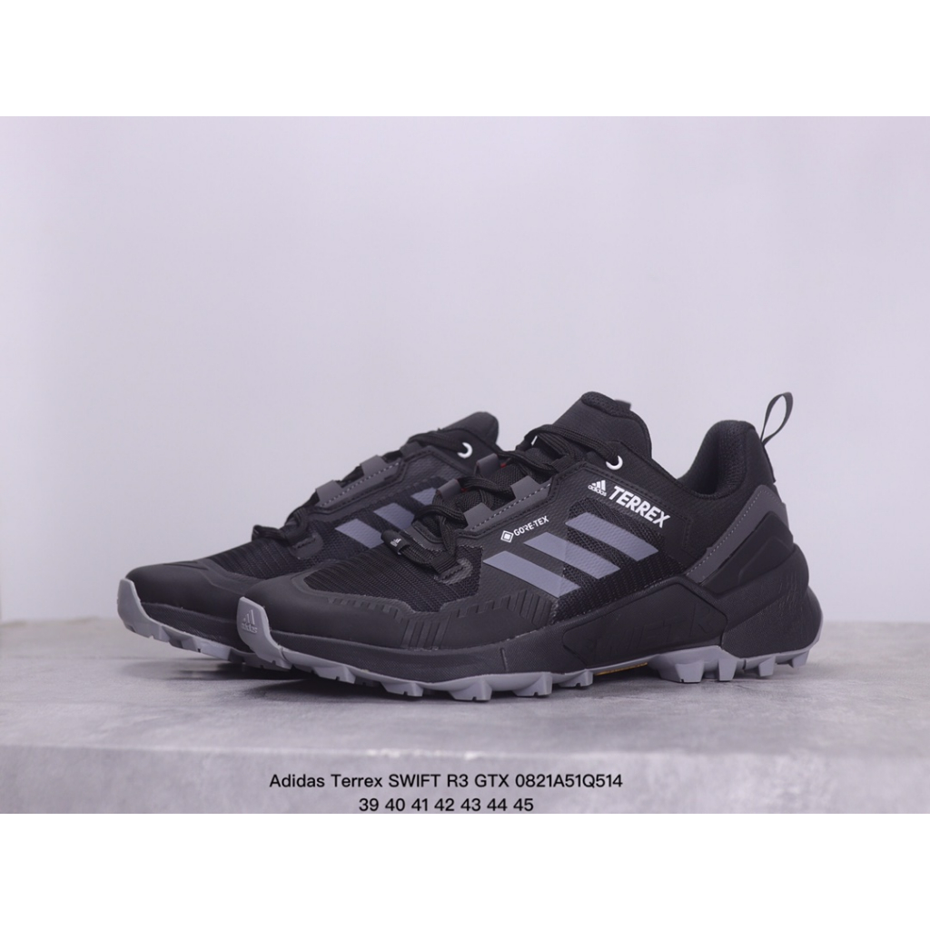 Adidas Terrex SWIFT R3 GTX สวมกันลื่นป้องกันการลื่นไถลแฟชั่นวินเทจกีฬาลำลองรองเท้าวิ่งบอร์ด