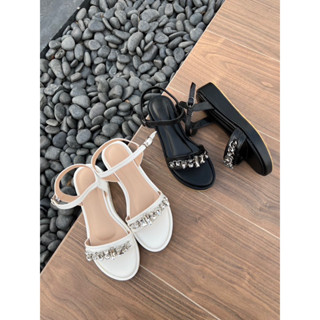 Blink รองเท้าแตะรัดส้น แต่งอะไหล่เพชร