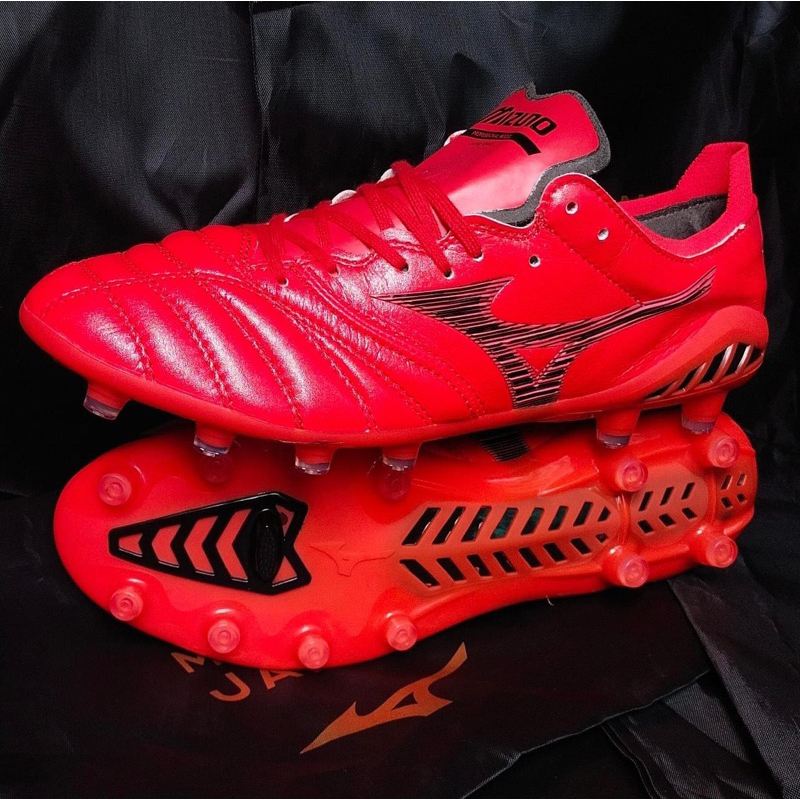 รองเท้าฟุตบอลสีสดใส Mizuno รุ่น MORELIA NEO III เมคอิน JAPAN มีบริการเก็บเงินปลายทาง ใส่ไม่ได้เปลี่ยนได้
