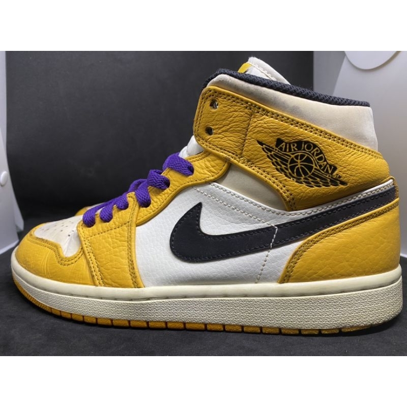 Nike Air Jordan1 Mid SE Lakers แท้💯% มือสอง💥ราคาsale💥 Size 41/26cm.
