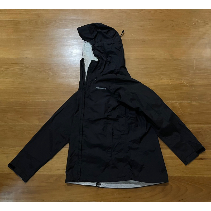 เสื้อแจ็กเก็ตเดินป่ากันน้ำ Patagonia Kurtka Dumska H2No Torrenshell 3L Jacket มือสอง แท้💯%