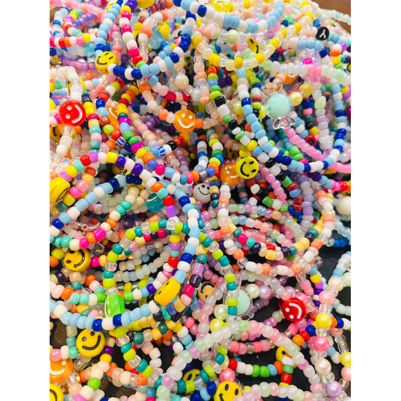 กำไลลูกปัด น่ารักๆ กำไลหน้ายิ้ม 10ชิ้น 50บาท #คละแบบคะ