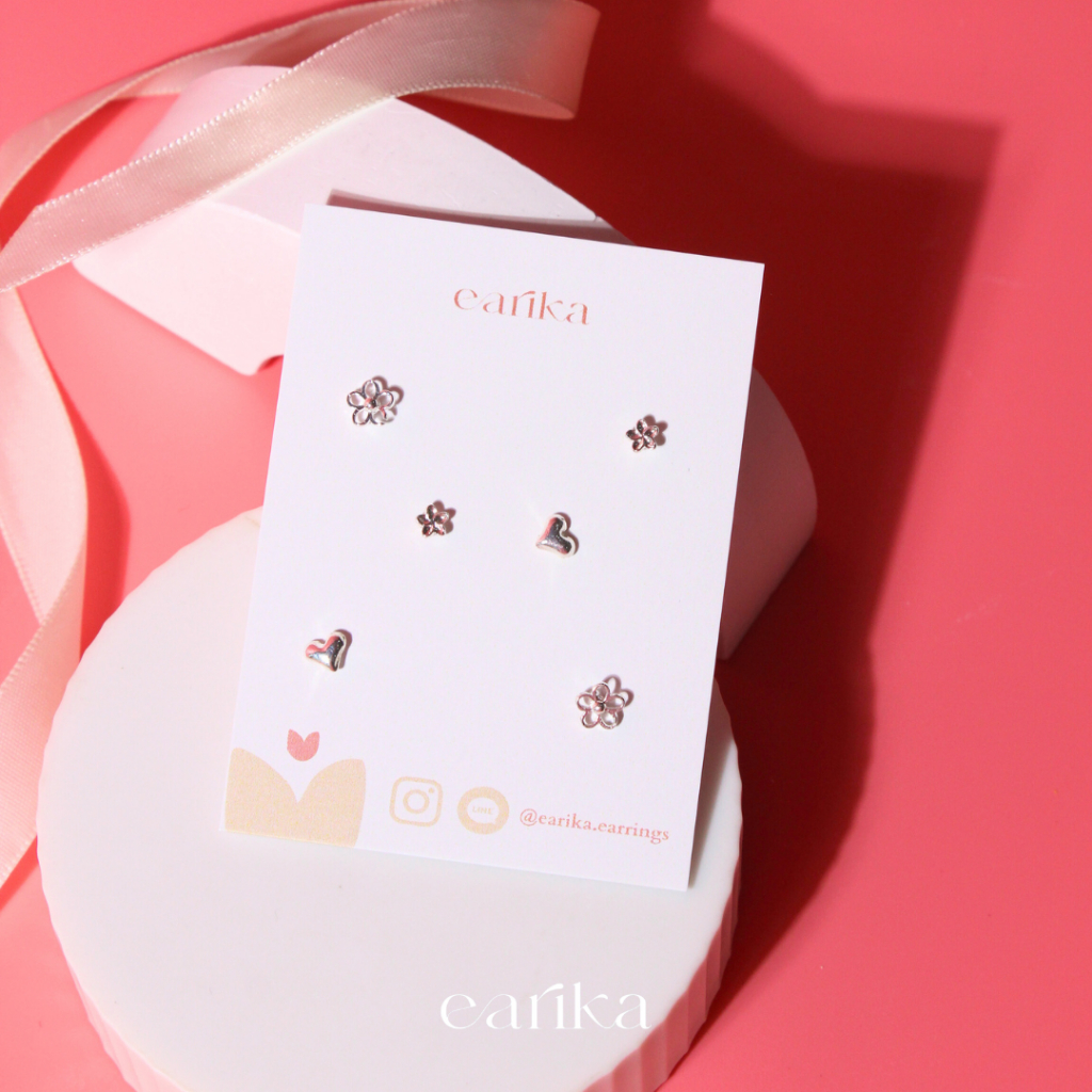 earika.earrings - blooming heart set เซ็ตต่างหูดอกไม้มินิ ก้านเงินแท้ชุบทองคำขาว เหมาะสำหรับคนแพ้ง่าย
