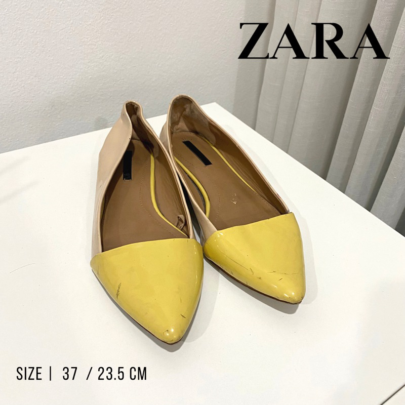 ZARA รองเท้า คัชชู  หัวแหลม หนังแก้ว size 37 สีเหลือง เบจ มือสอง