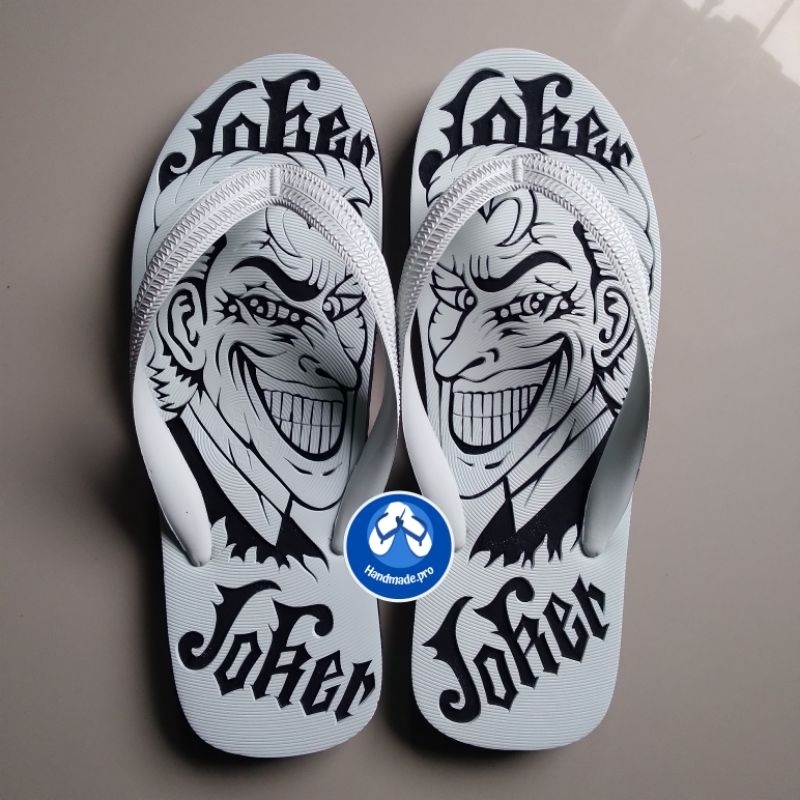รองเท้าแตะนันยางช้างดาวแกะลายโจ๊กเกอร์Joker
