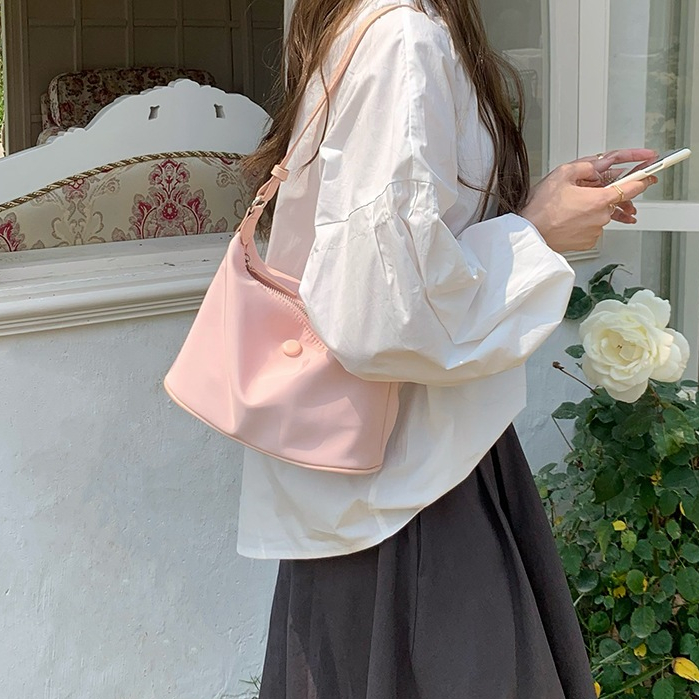 ส่งจากไทย!กระเป๋า Mini Nylon bag งานเกาหลี 3 สี F145