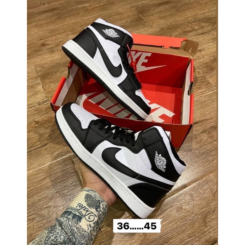 รองเท้าผ้าใบมี3สี ให้เลือก แบบหุ้มข้อใส่ได้ทั้งผู้หญิงและผู้ชายsize 36-45 ทางร้านแนะนำให้เผื่อ1ไซร้ค่ะลูกค้า