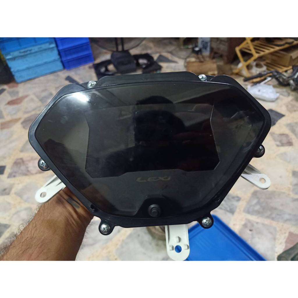 เรือนไมล์ YAMAHA Lexi สินค้ามือสอง โปรดอ่านรายละเอียดก่อนทำการสั่งซื้อ