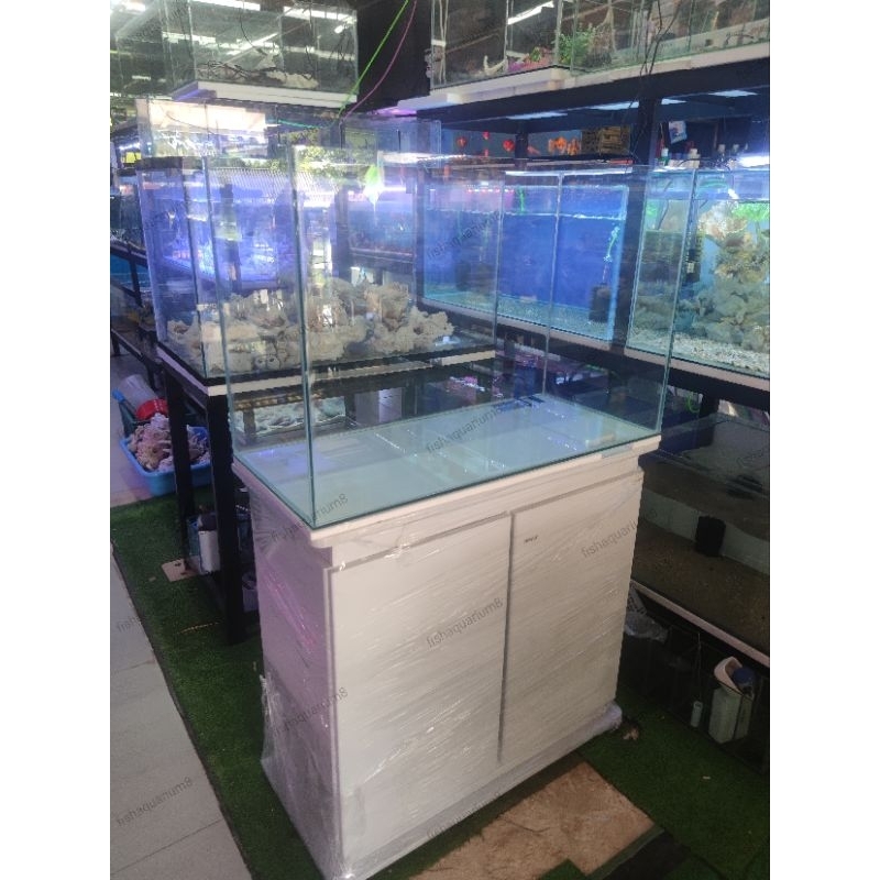 ตู้ปลาขนาด30นิ้วโล่ง16-16