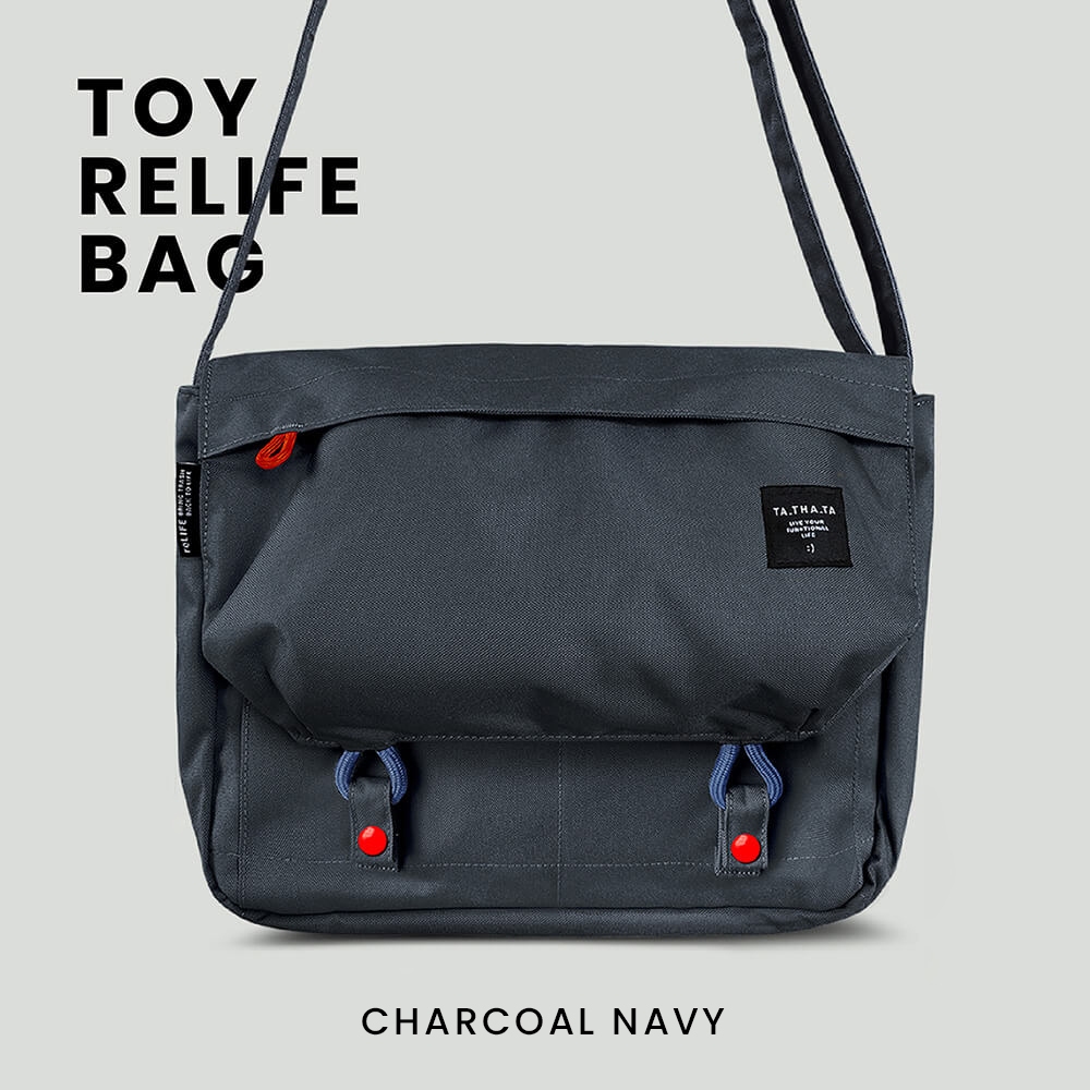 Toy relife charcoal navy bag กระเป๋าสะพายข้าง รุ่นทอย สีกรมดำ