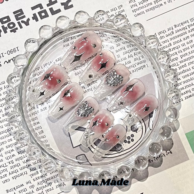 LUNAMADE เล็บเจลปลอมสำเร็จรูป เจลแท้ 100% Cherry wink เลือกขนาดได้ กรุณาวัดไซส์ก่อนสั่ง