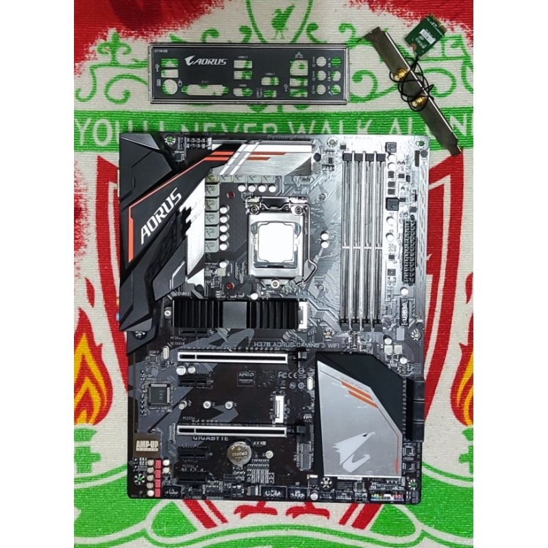 เมนบอร์ด GIGABYTE H370 AORUS GAMING 3 WIFI และ CPU INTEL CORE I3-8100 SOCKET 1151V2