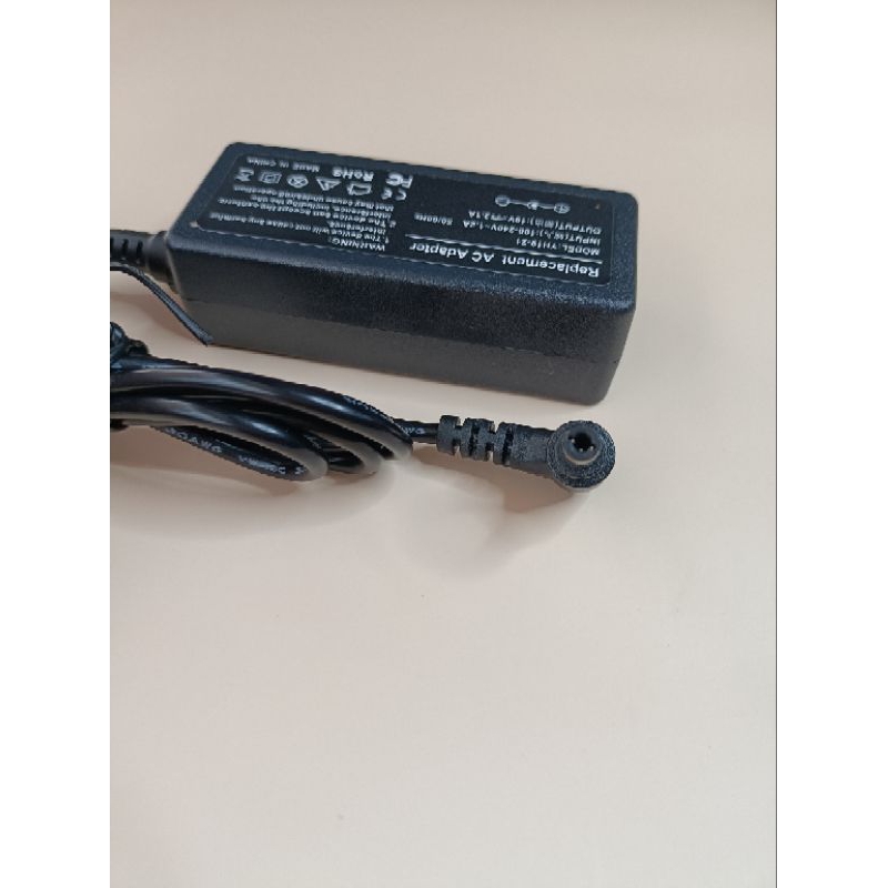 อะแด๊ปเตอร์จอaocขนาด19v2.1A หัว5.5×2.5
