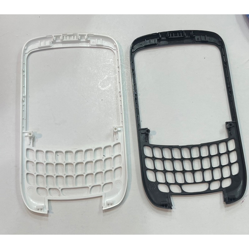 บอดี้หน้าBlackberry 8520
