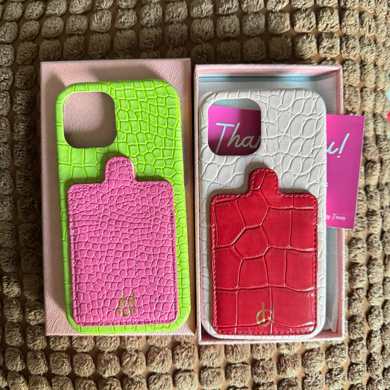 ส่งต่อเคส Hunties hour ip12promax (ไม่ขายแยก)