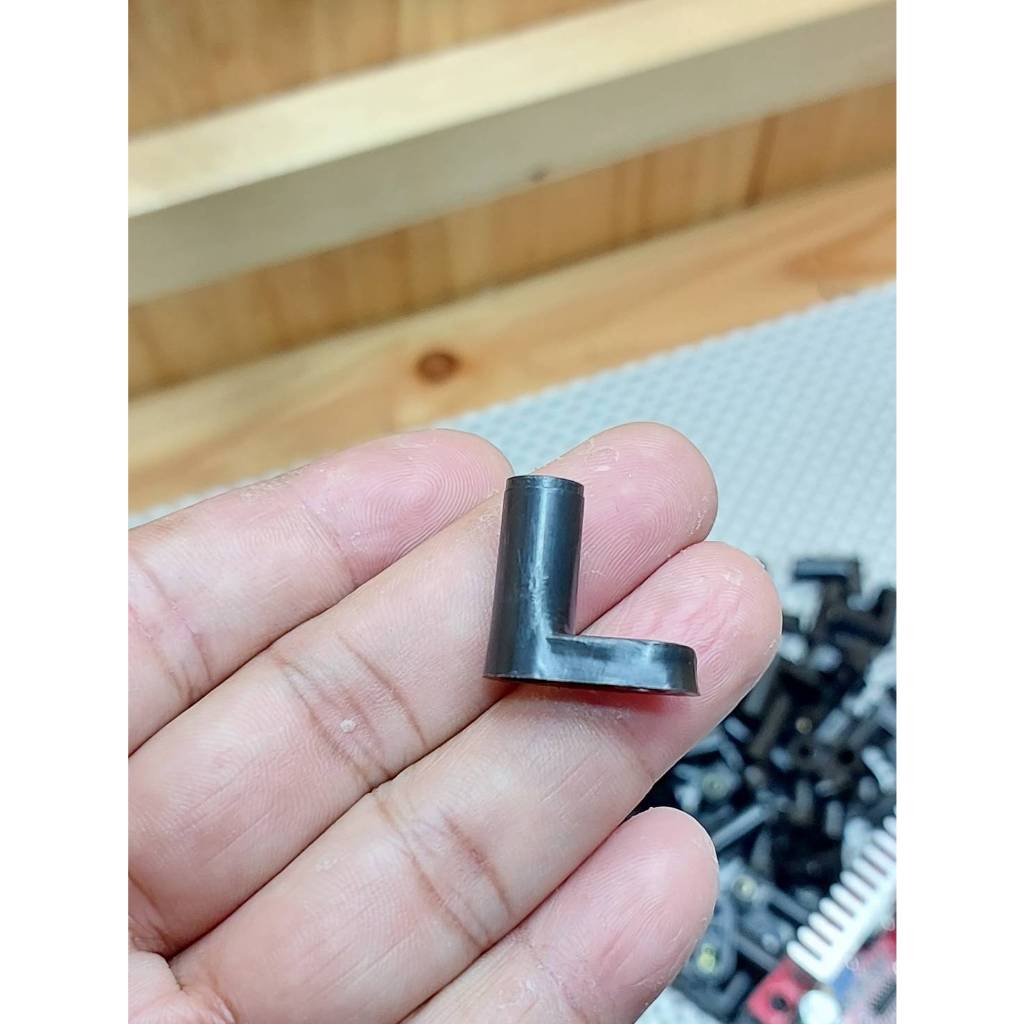 ขายึดแผ่นPCBพร้อมน็อตM2.5และM3ขายึดอุปกรณ์อิเล็กทรอนิกส์เป็นพลาสติกแข็งแรงมีน็อตยึดชิ้นงานแถมให้1ชุดมี4ตัว - รูปที่ 5