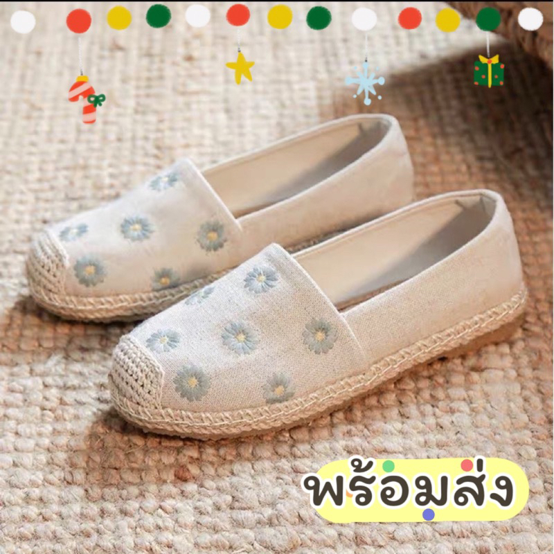 พร้อมส่ง ของเข้าครบไซส์🎄รองเท้ารุ่น daisey sky(🧦แถมถุงเท้า 1คู่)🌼🌸รองเท้าหุ้มส้นงานปักลายดอก daisey สีโทนท้องฟ้า