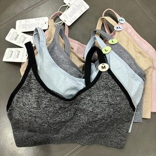 Sabina เสื้อชั้นใน Invisible Wire (ไม่มีโครง) ฟองน้ำไม่ดันทรง รหัส HBUN4002