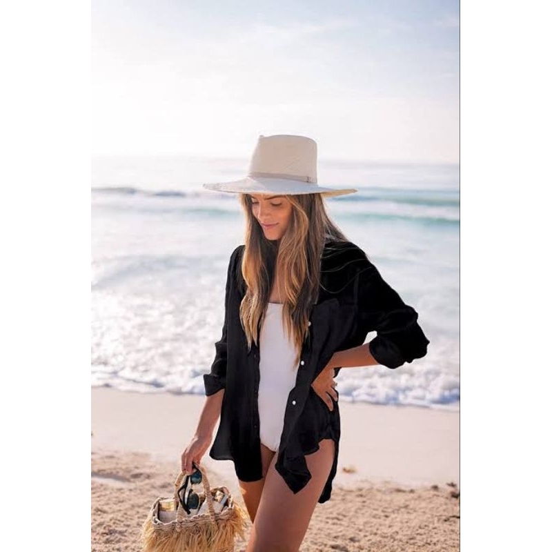 Kona Sol Button-Up Cover Up Shirt เสื้อเชิ้ตแขนยาว มีเทคเจอร์ในตัว ผ้าเบาๆ ใส่คลุมชุดว่ายน้ำก็เริศค่ะ สีดำ