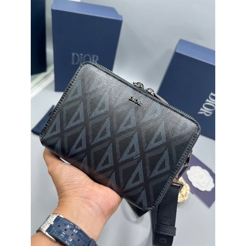 กระเป๋าสะพายข้างผู้ชายdior size17cm