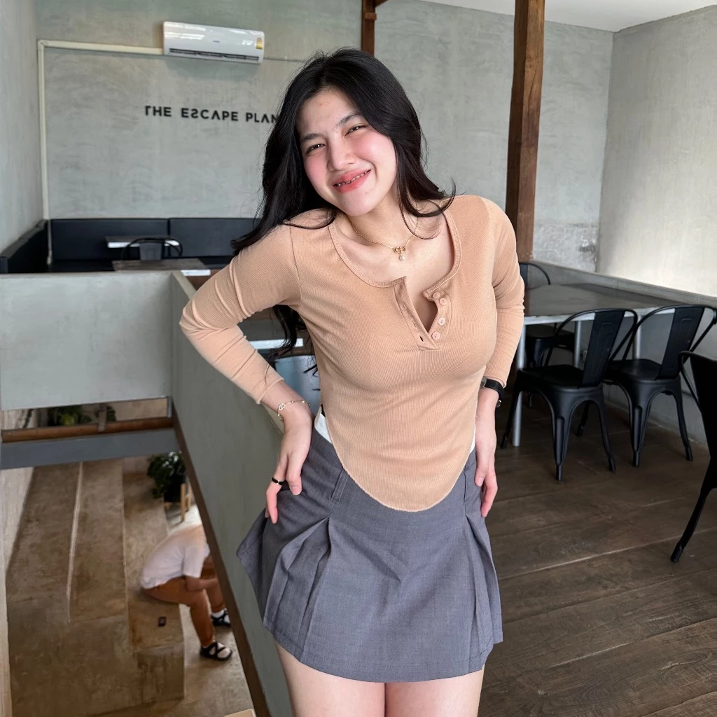 PIN108 เสื้อแขนยาวผ้าร่อง อั้มแขนยาว