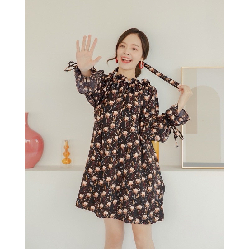 เดรสดำลายดอกร้านlabella