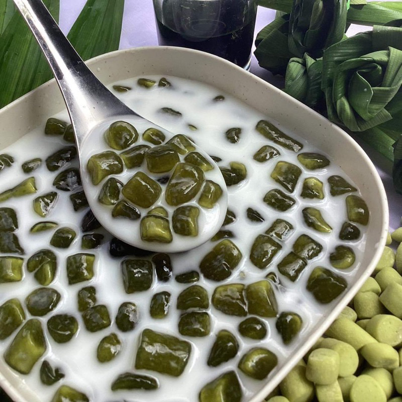 หอมนุ่มหนึบ/บัวลอยแป้งสาคูใบเตยสด/แพ๊คละ500กรัม