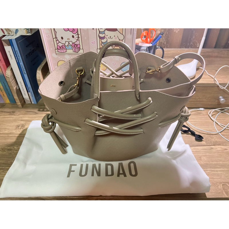 กระเป๋า FUNDAO มือสองค่ะ ของแม่ค้าเองค่ะ