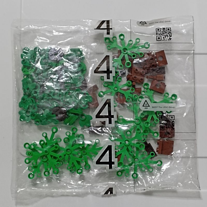 LEGO &gt;&gt; ชิ้นส่วนใบไม้ Lego แท้ ของใหม่ในซอง น่าจะเป็นส่วนใบมาจากเซตต้นบอนไซ 10281 !!มีแค่ซอง 4