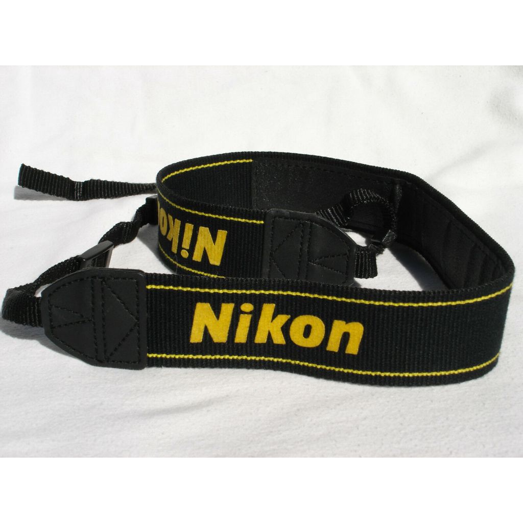 สายคล้องกล้อง Nikon D750 D610 D90 D7500 D7200 D7100 D7000 D5500 D5300 D5200 D5100 D3400