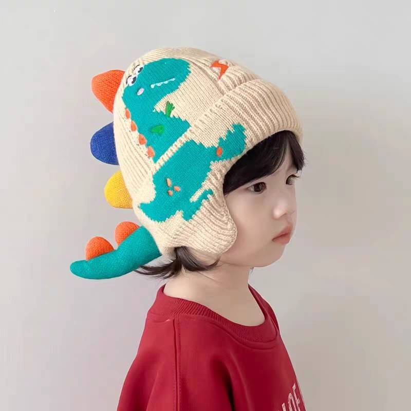 [พร้อมส่ง] หมวกไหมพรมสำหรับเด็ก 1ปี-5ปี รอบหัว:46-54 cm. หมวกเด็กกันหนาวแบบปิดหู แต่งลายไดโนเสาร์น่ารักๆ