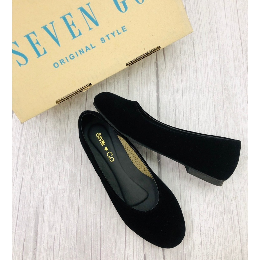 รุ่น 219 (906)รองเท้าหุ้มส้น ผ้ากำมะหยี่ หัวมน พื้นราบ สีดำ งานซับฟองน้ำ เบอร์ 36-41