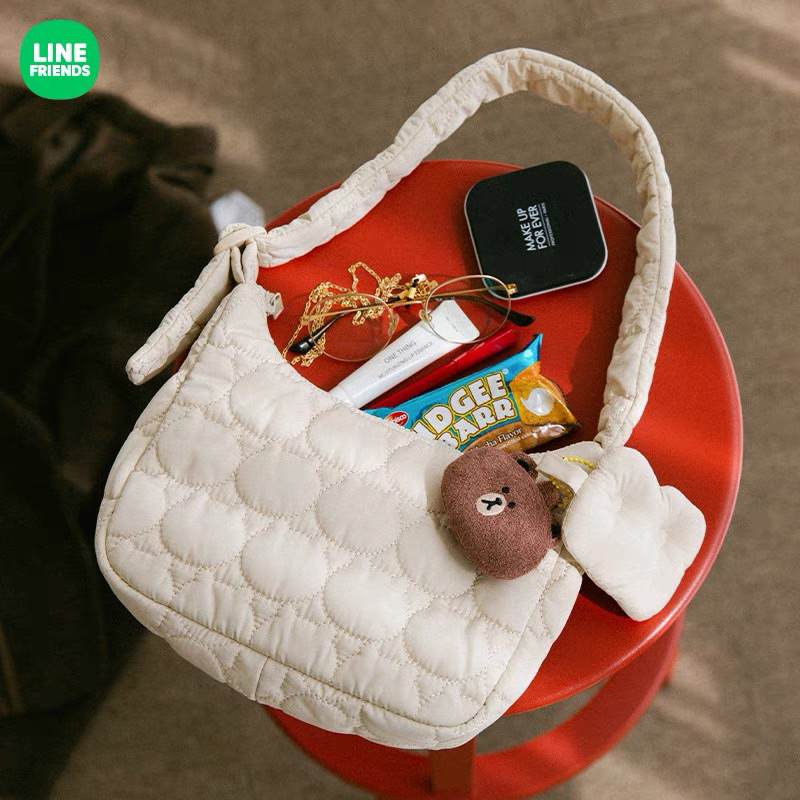 รอของ 2 W Brown Warms your heart Shoulder Bag กระเป๋าสะพายไหล่