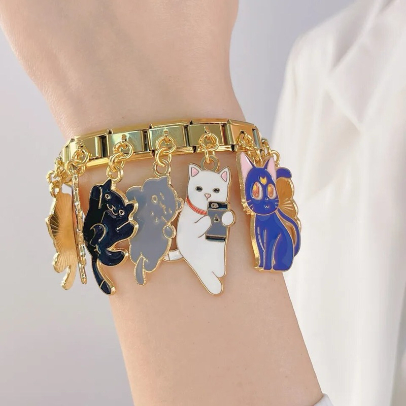 ชาร์ม Italian Charm Bracelet