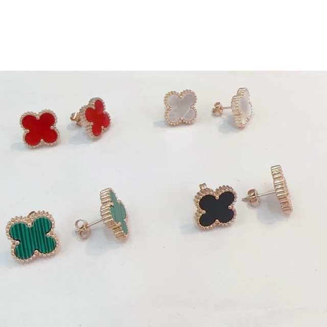 เครื่องประดับพร้อมส่ง ต่างหูติดหูดอกลงยา ใส่ไม่ลอกไม่ดำ  งานสแตนเลส ไทเทเนี่ยมเคลือบ18k ต่างหูดอก